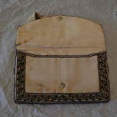 1986.697 (4): Origformat: Artifact