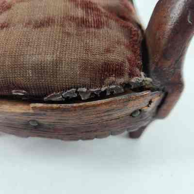 Separation of the cushion from the wood frame