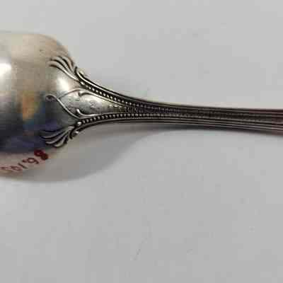 Engraving of maker's mark "STERLING" hallmark/script D? "925/1000"
