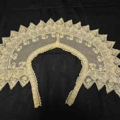 Collar
