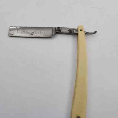 Razor opened