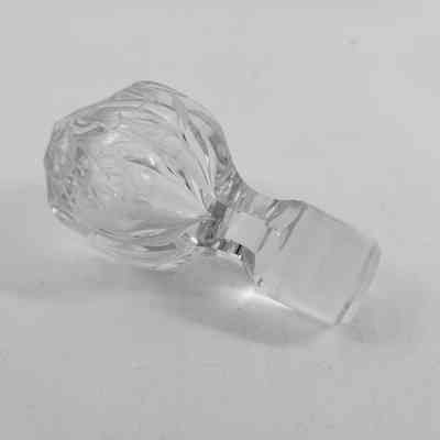 Glass stopper for cologne bottle