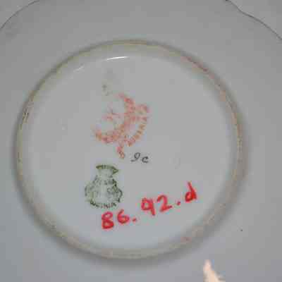 1986.092 D- reverse: Origformat: Artifact