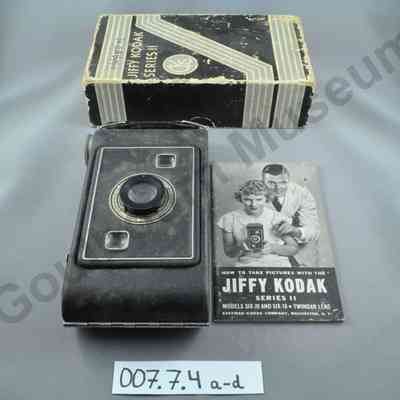 Camera, Box & Booklet: Jiffy Kodak Series II