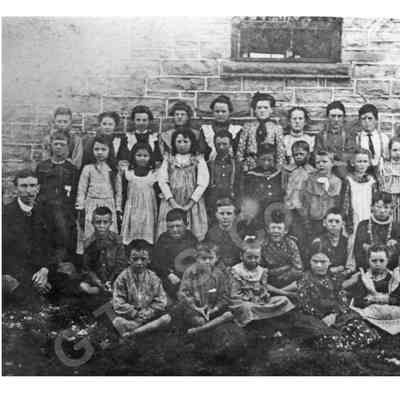 Photograph: Munster Public School, SS#5, 1905