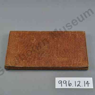 Wallet: Leather