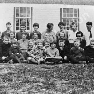 Photograph: Ashton Public School, c. 1920s