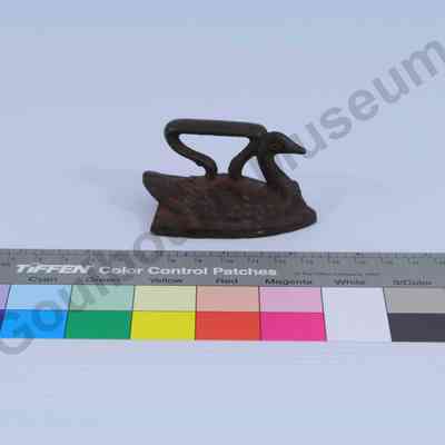 Toy: Sad Iron (bird)