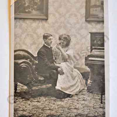 Postcard: Myrtle Davis, Image of Couple