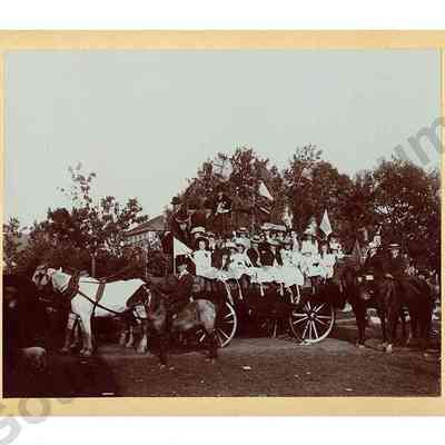 Photograph: James Stewart winning team Richmond Fair 1904-1905