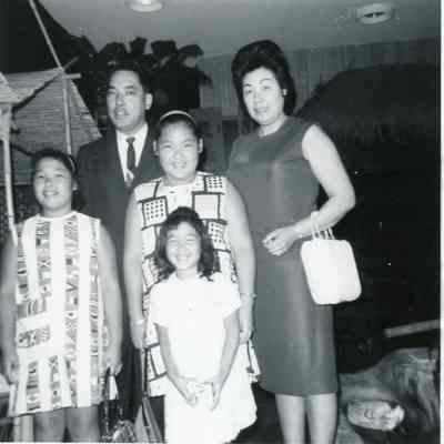 Bill, Peggy, Jane, Jeanne, Jennifer Moy