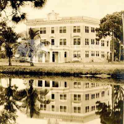 The Dresden Apartments Building on South New River Drive