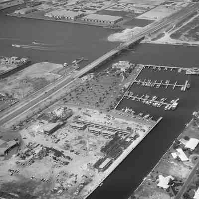 Pier 66