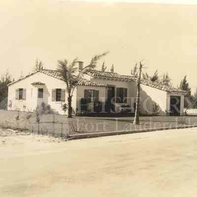 Exterior view of a typical Florida home in Fort Lauderdale