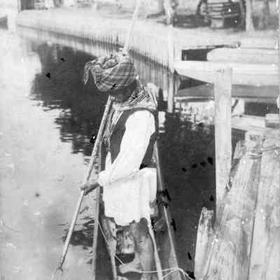 Doctor Tommie Spearfishing at Stranahan Trading Post