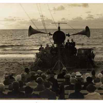 Sunrise Easter Service on Las Olas Beach