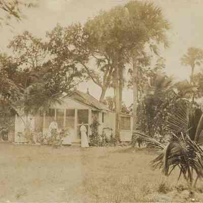 Home of Mr. and Mrs. Landstred, Fort Lauderdale, early 1900s