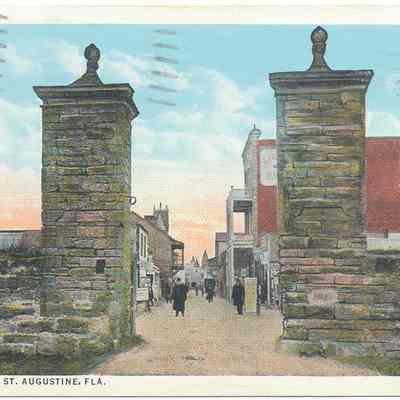 Entrance to St. Augustine, Fla.