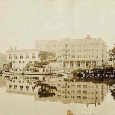 Broward Hotel Landing on New River