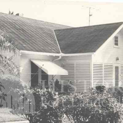 Mooney home on Mooney Point