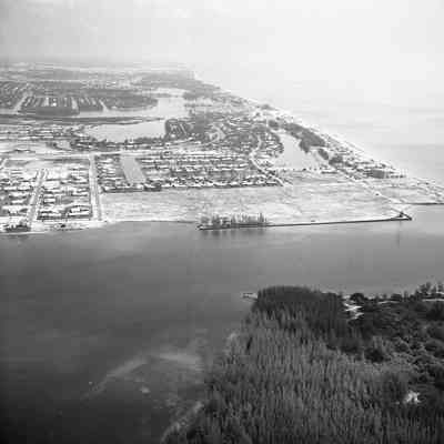 Aerial of Breakwater Surf Club 1956
