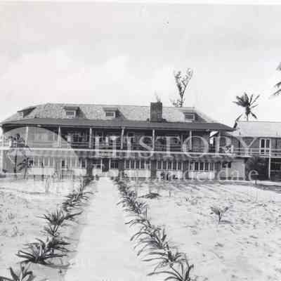 Las Olas Inn