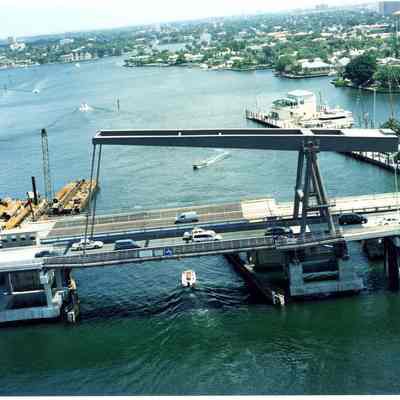 Aerial of 17th St Bridge