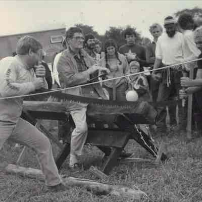 Log Saw