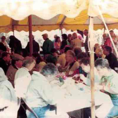 Community members enjoy breakfast