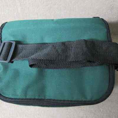 Closed top of pouch/lunch bag
