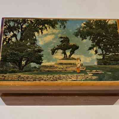 Box, Souvenir, Waupun, End of the Trail and Chief John Big Tree