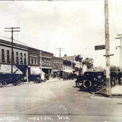 Postcard, Main Street