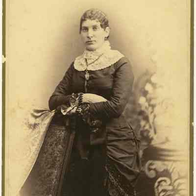 Cabinet Card, Vi Turner