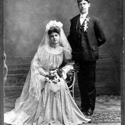 Cabinet Portrait, Johnson, Mr & Mrs Robert Rabbe