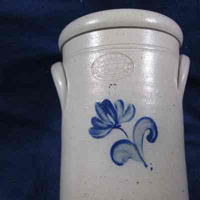 Crock, End of the Trail, Rockdale Union Stoneware
