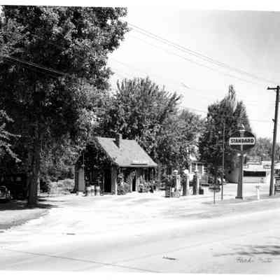 Bell's Standard Station