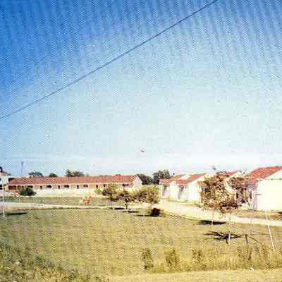 Postcard advertising the Bel - Aire Motel The Story of Chopin's Funeral March