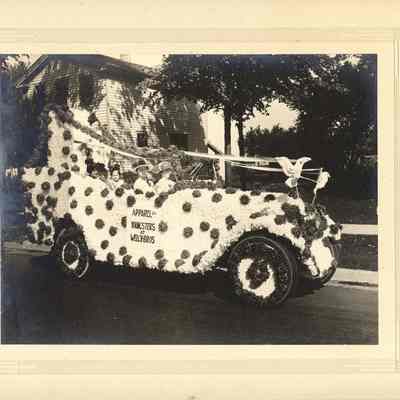 Photograph, Parade, 1920's Floral