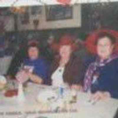 Darlene Vossekuil, Marge Giannoni, Joanne Kahl