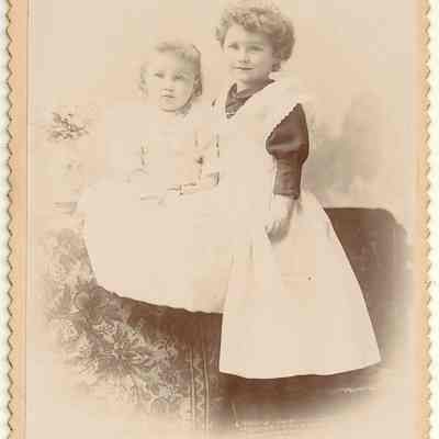 Cabinet Card, Portrait