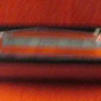 Binder edge with label