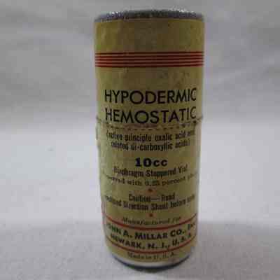 Metal cylindar of hepodermic hemostatic.