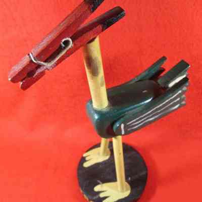 Wooden bird paper holder