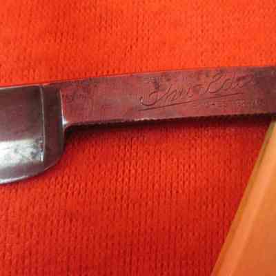 Straight-edge razor (ThurEdge)