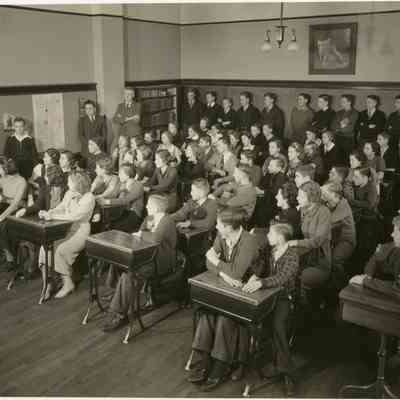 Photograph, Waupun 8th Grade 1936