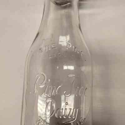 Milk Bottle, Dairy, Pine Tree Dairy, One Pint
