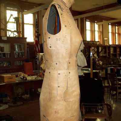 Dress form