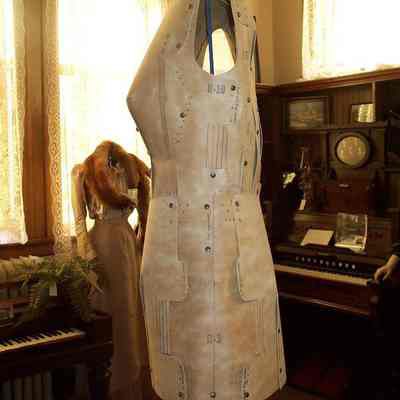 Dress form