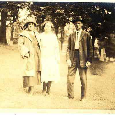 Photograph, Inez Wilcox and Eda Harris Cross, and Clyde Harris