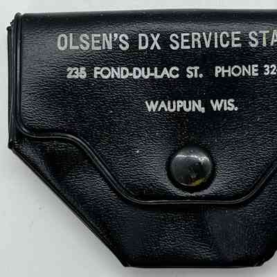 Coin Purse, Olsen's DX Service Station